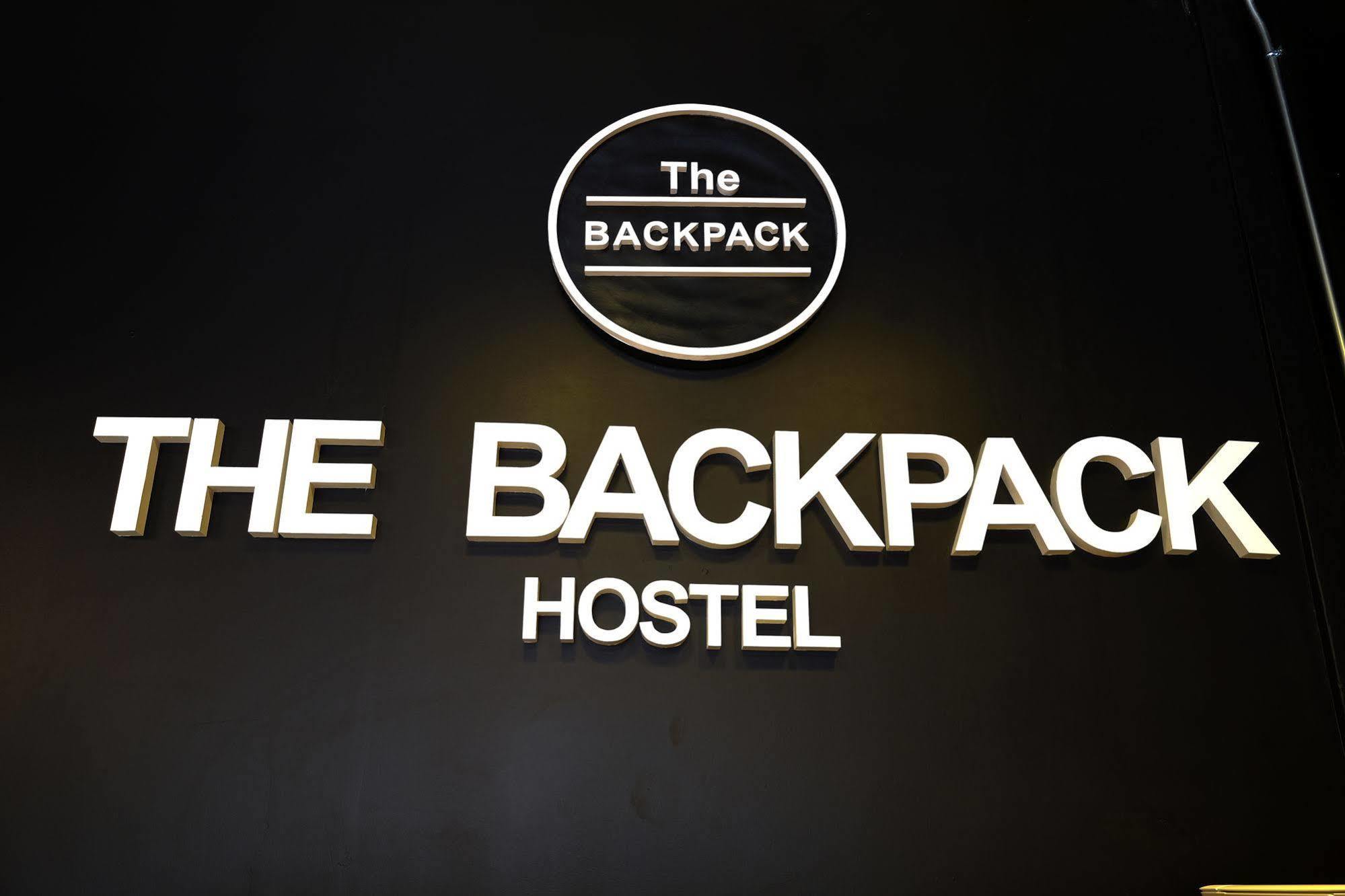 The Backpack Hostel Bangkok Exterior photo