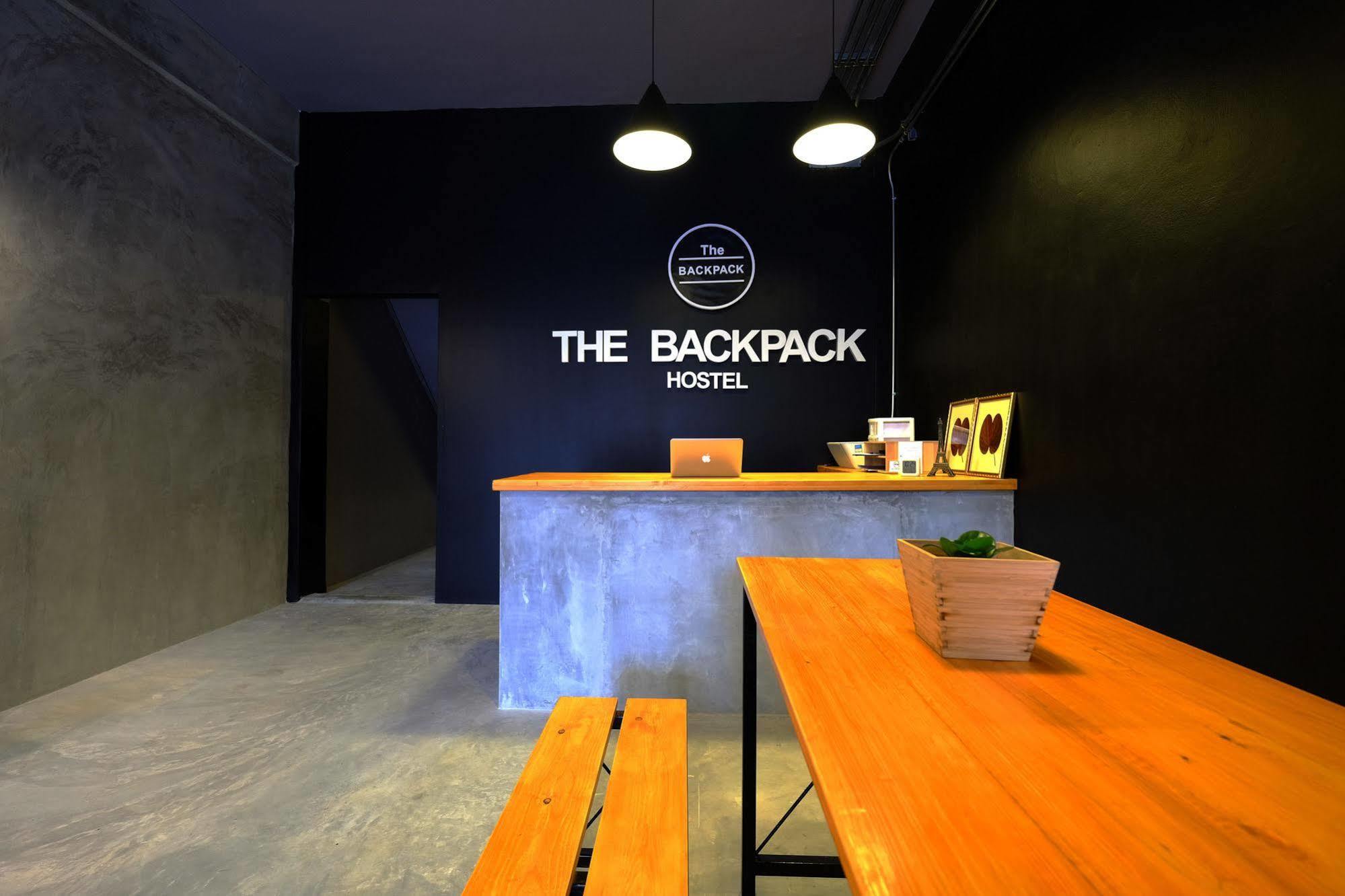 The Backpack Hostel Bangkok Exterior photo